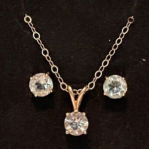 EUC - 10 K Yellow Gold & Aquamarine Set